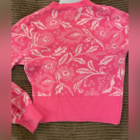 Bright Pink Floral v-neck Sweater - Picture 3 of 3